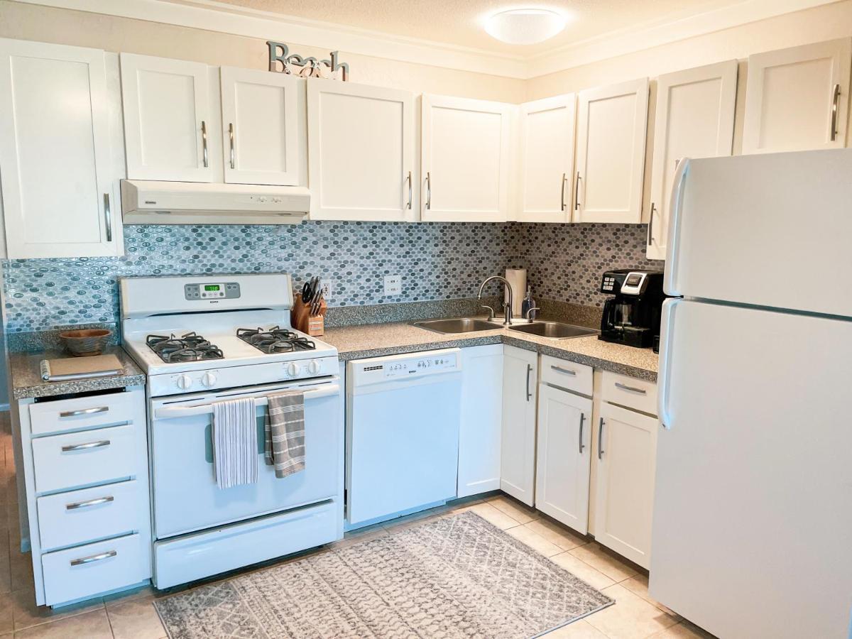 Molokai Island Retreat With Beautiful Ocean Views And Pool - Newly Remodeled! Ualapue Exterior foto