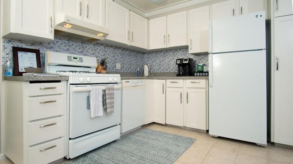 Molokai Island Retreat With Beautiful Ocean Views And Pool - Newly Remodeled! Ualapue Exterior foto