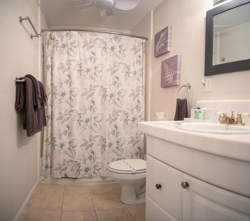 Molokai Island Retreat With Beautiful Ocean Views And Pool - Newly Remodeled! Ualapue Exterior foto